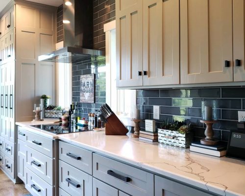 Custom Kitchen Cabinets